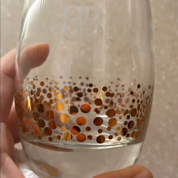 Elegant Gold Dot Stemless Glasses - Picture 4 of 5